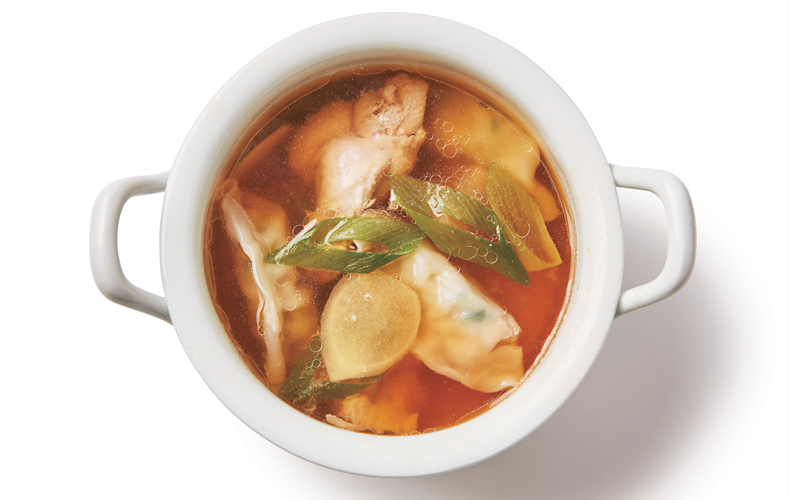 生姜と餃子の和風スープ