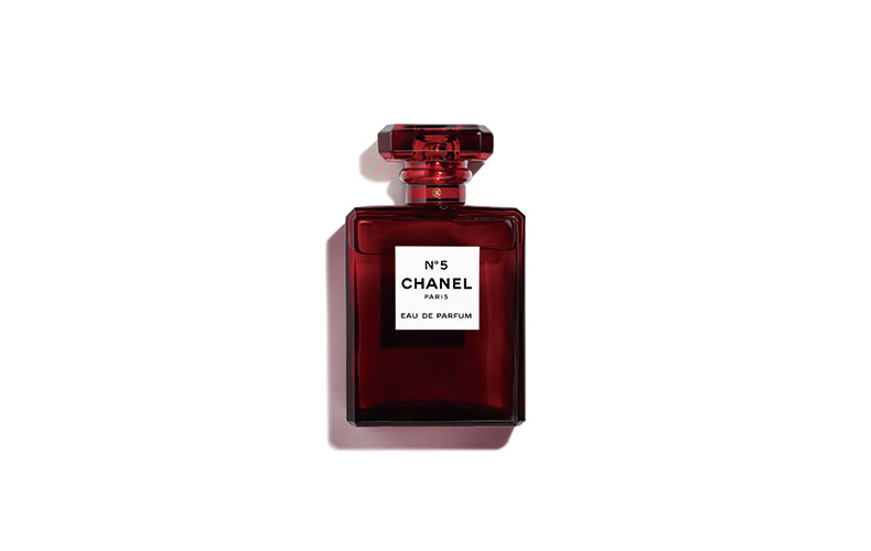 売り切れ御免 赤いボトルのシャネル N 5の発売日は クリスマスコフレ18 Domani