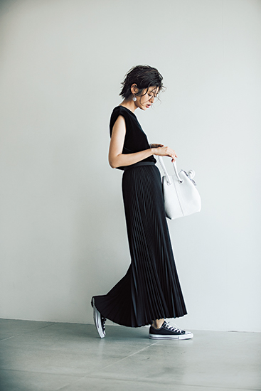 ロングスカート黒32選【2020】| 30代40代レディースファッション | Domani