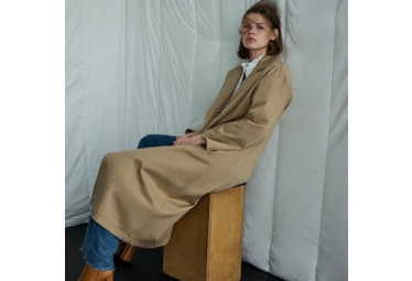 秋トレンチはスーパーロングを狙え！ 【ZARA】で見つけた”絶対買い”な