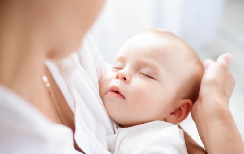 出産後の床上げの時期は お風呂や外出はいつから 産後の回復時の注意点も紹介 Domani