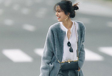 無言の色気とかっこよさ グレー ブラック の洗練ワントーンコーデ 明日何着る Domani