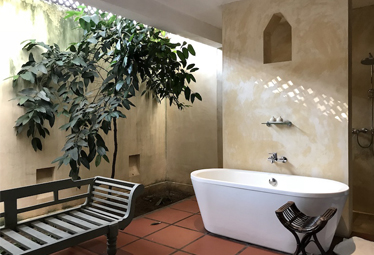 ジェフリー・バワの名建築を巡る旅。1軒目は彼が初めて手掛けたホテル