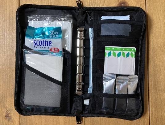 無印良品 パスポートケース　クリアポケット ブラック 旅行 バッグ 収納　ケアアイテム
