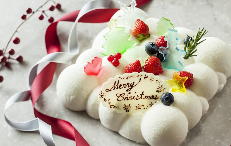 雲のような芸術的クリスマスケーキは わが家流 にデコレーションできる逸品 Domani