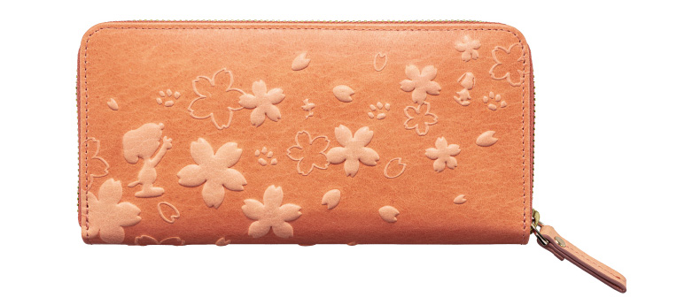 スヌーピー しあわせ桜づくし　桜で染めたボタニカルレザーの長財布