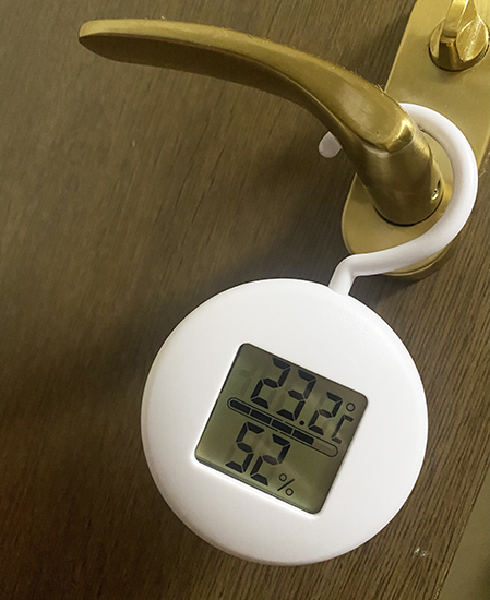 ダイソー　デジタル温湿度計