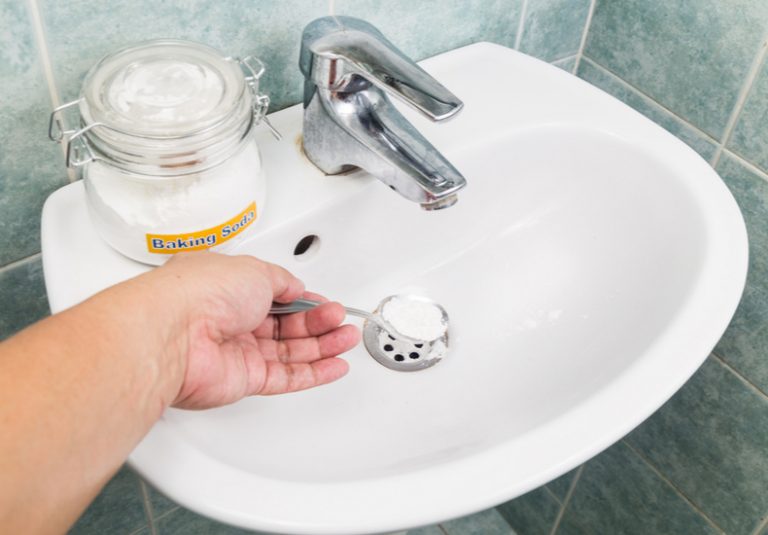 トイレ掃除トイレが汚れる原因トイレ掃除の頻度どのくらい掃除方法掃除アイテム掃除シート酸性洗剤重曹クエン酸見落としやすい掃除場所
