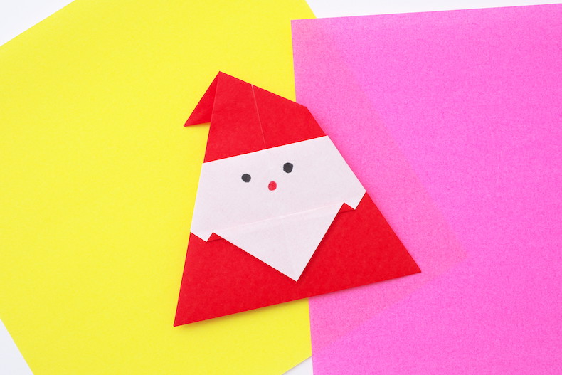 折り紙で作るかわいいサンタ｜クリスマスに飾りたいアイテムの簡単な折り方も  Domani