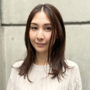 中性的な髪型まとめ｜トレンドをおさえたおすすめジェンダーレスヘアを紹介 | Domani