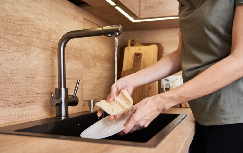 最安値挑戦 キッチンスポンジ 食器洗浄具 破片のない食器スポンジ 鍋や食器の洗浄に最適