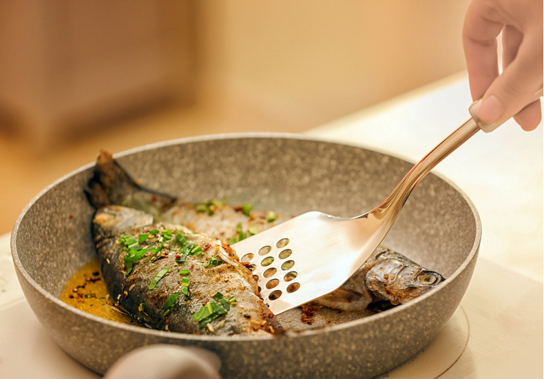 魚 フライパン おすすめ 人気 選び方 焼き方 方法            