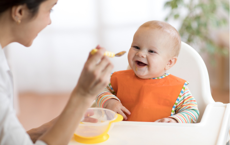 モグモグ期 っていつのこと 与えるべき離乳食の量やおすすめのレシピ Domani