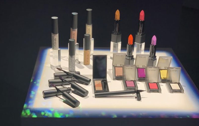 2022年最新コスメ】〝Celvoke〟のカラフル＆シャイニーな新作は買いな