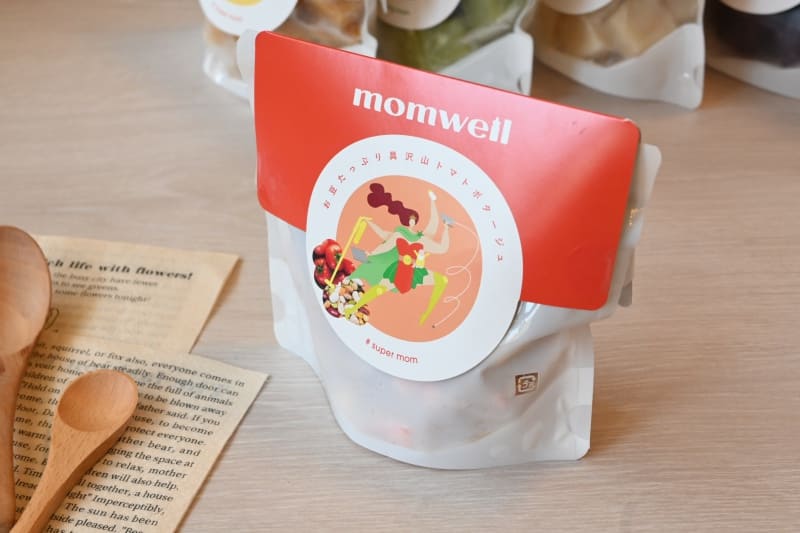 実食レポ・momwell「お豆たっぷり具沢山トマトポタージュ」パッケージ