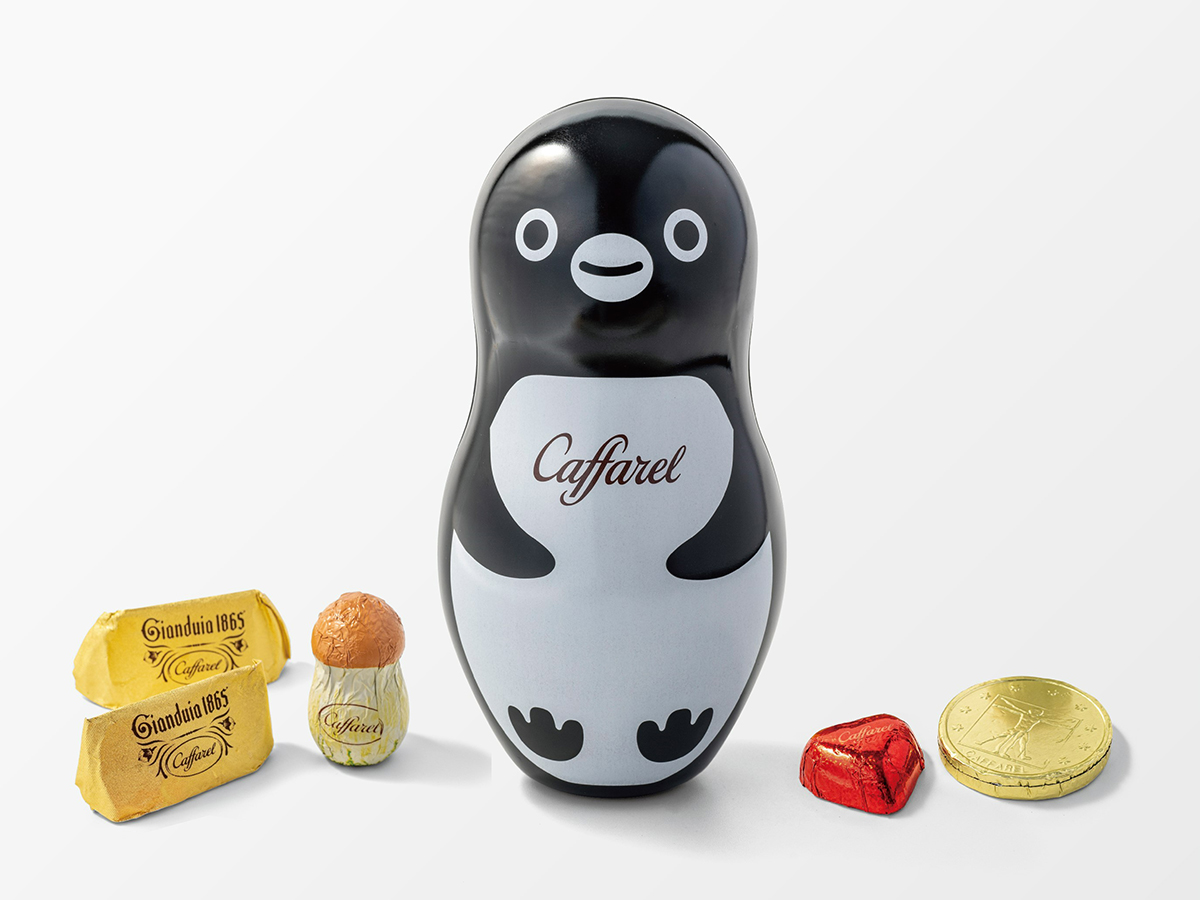 Suicaのペンギンの形をかたどった缶、ホイルチョコレート