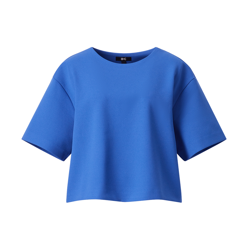 ユニクロシー　ブルーのクロップド丈Tシャツ
