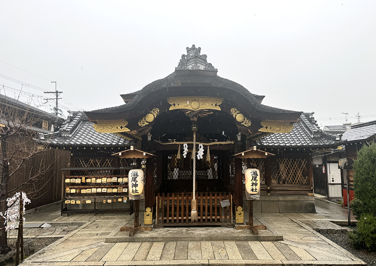 瀧尾神社の本殿写真