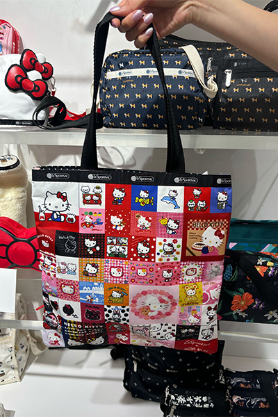 LeSportsac × Hello Kitty トートバッグ