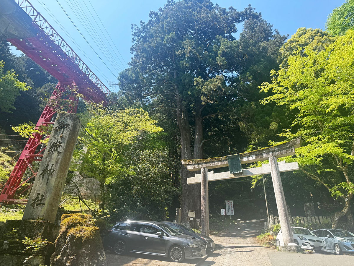 御岳神社の鳥居