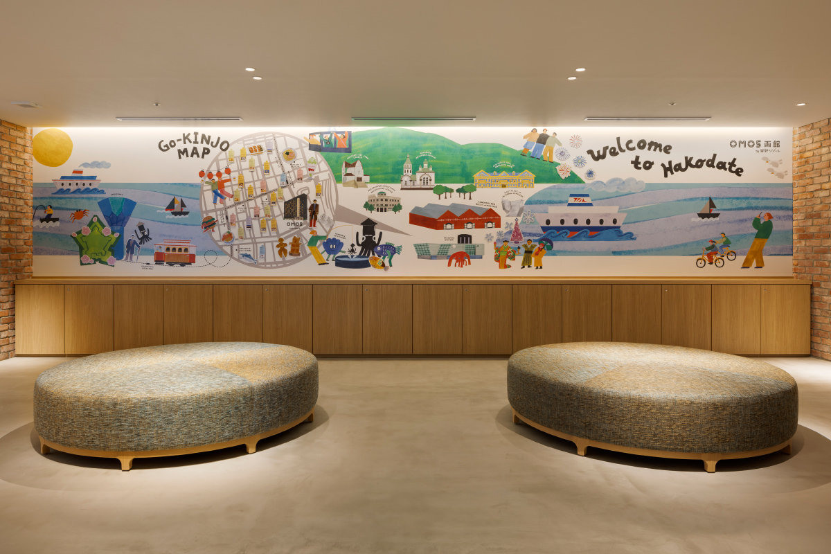 OMO5函館　マップが描かれた壁
