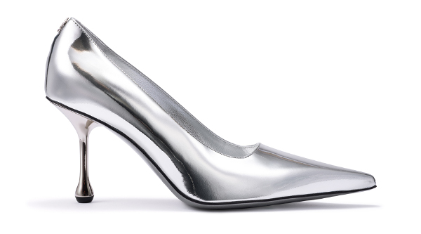 ▲IXIA SILVER¥136,400 ※伊勢丹新宿店限定
