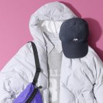 コート×パーカーコーデ