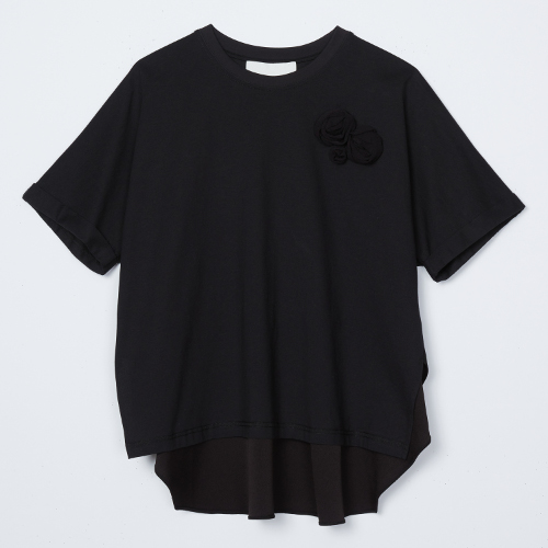 ▲ロゼッタ付き Tシャツ（ブラック）￥38,500