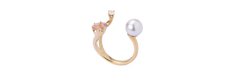 ▲リング（フォークタイプ） ￥287,000（K18YGモルガナイト:0.75ct、ロードライトガーネット：0.50ct）