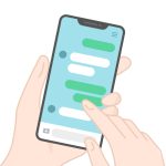 SNSのチャット欄をタップしている手元のイラスト