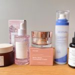 韓国コスメを集めて撮影した写真