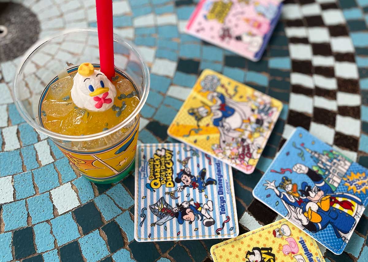 スペシャルドリンクとスーベニアコースター