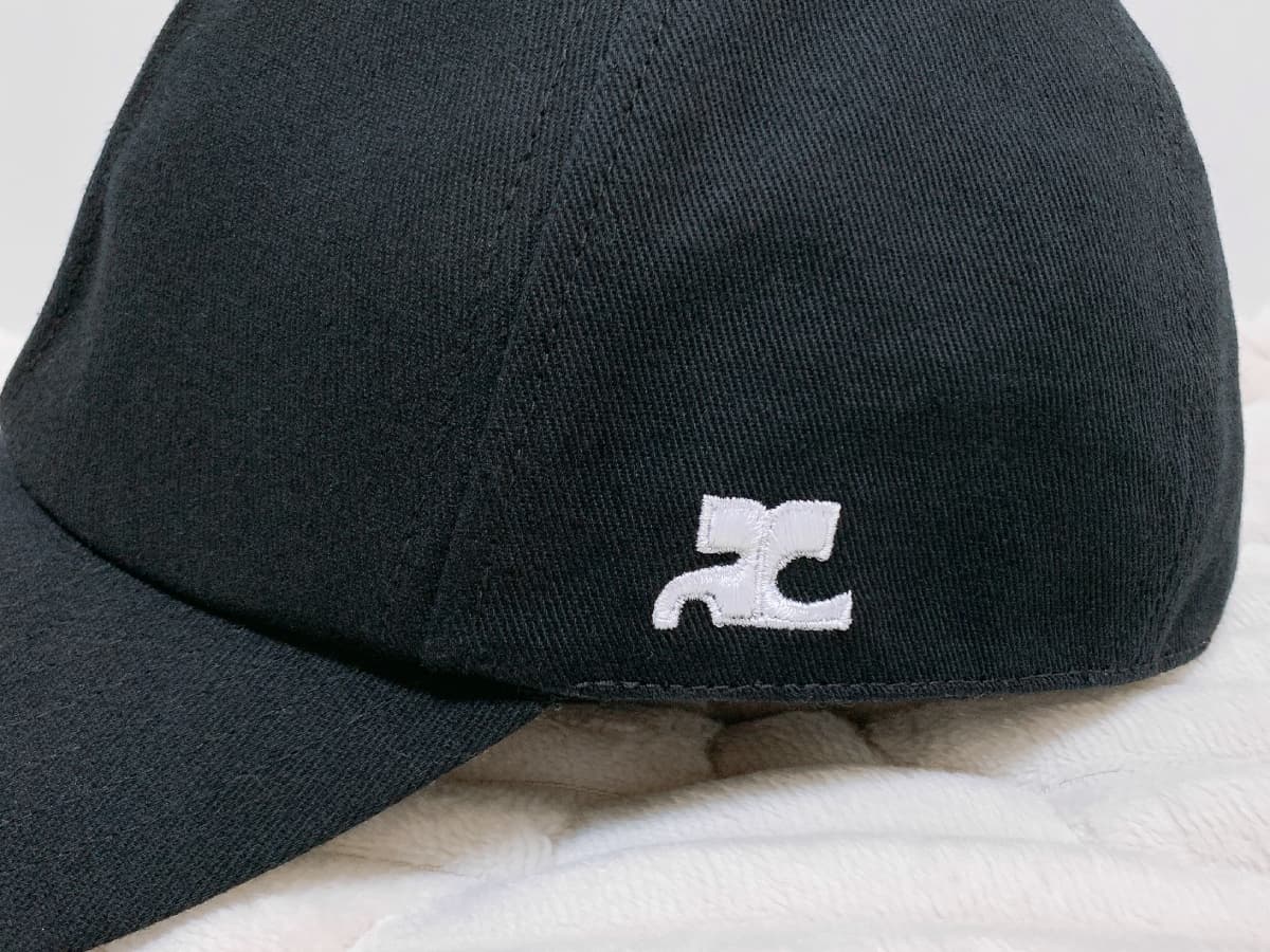 Courreges(クレージュ) キャップ(レディース) - 海外通販のBUYMA