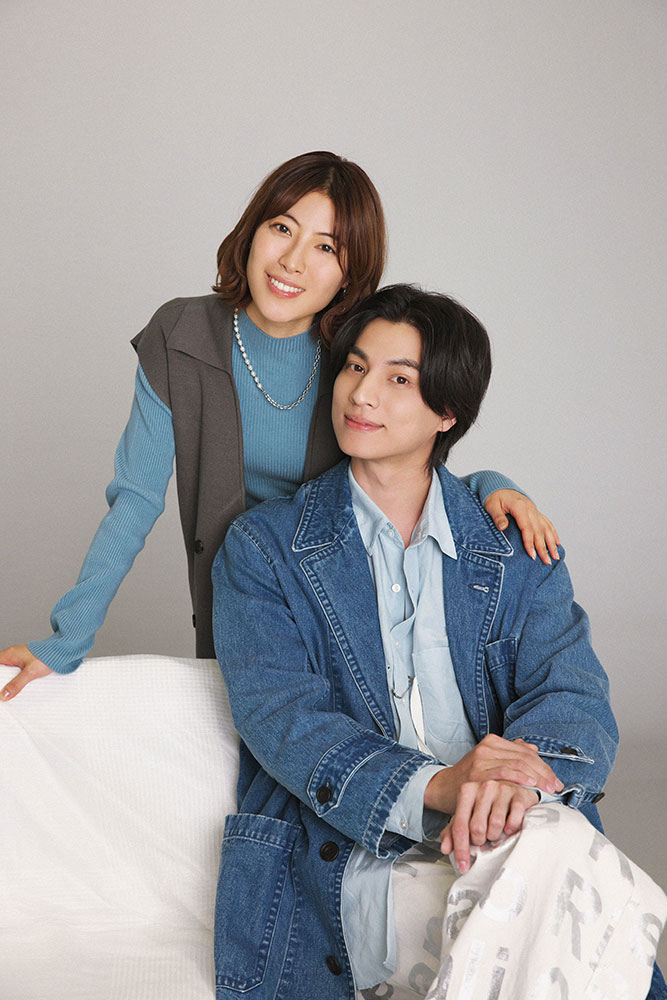笑顔の瀧本美織さんとガルフさん