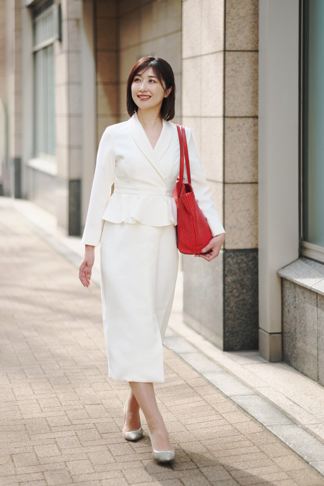 ドマーニ読者モデル 小野美希さん　白ワンピースコーデ