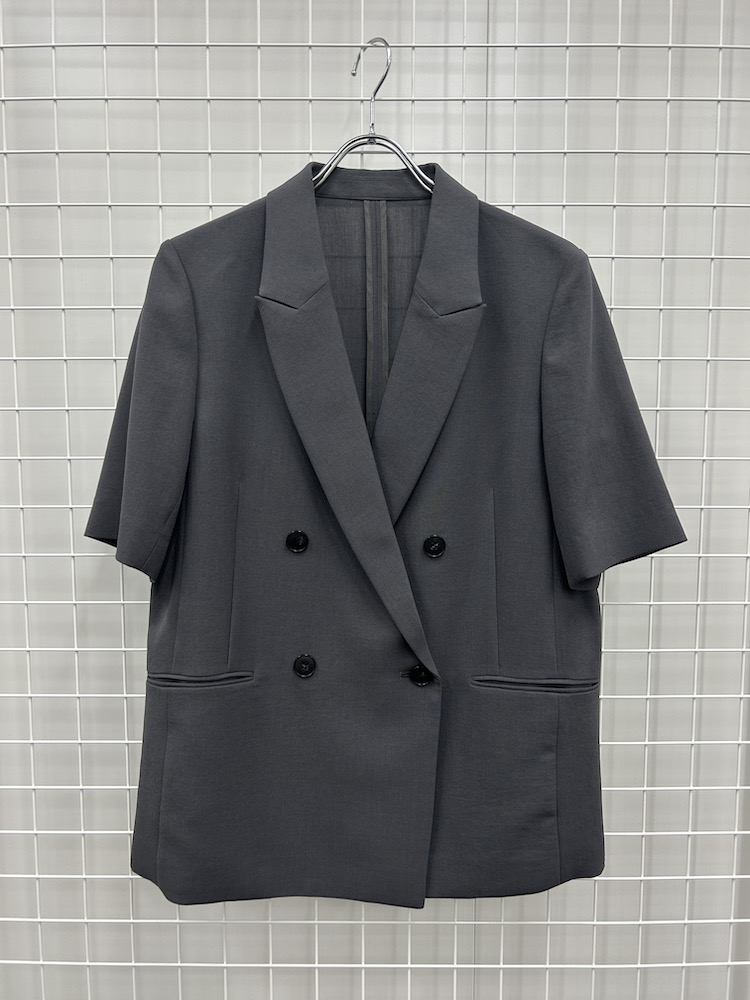 2“アンクレイヴ”の洗えるジャケット