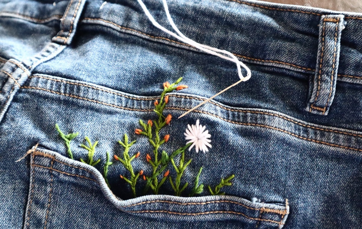 デニム　刺繍