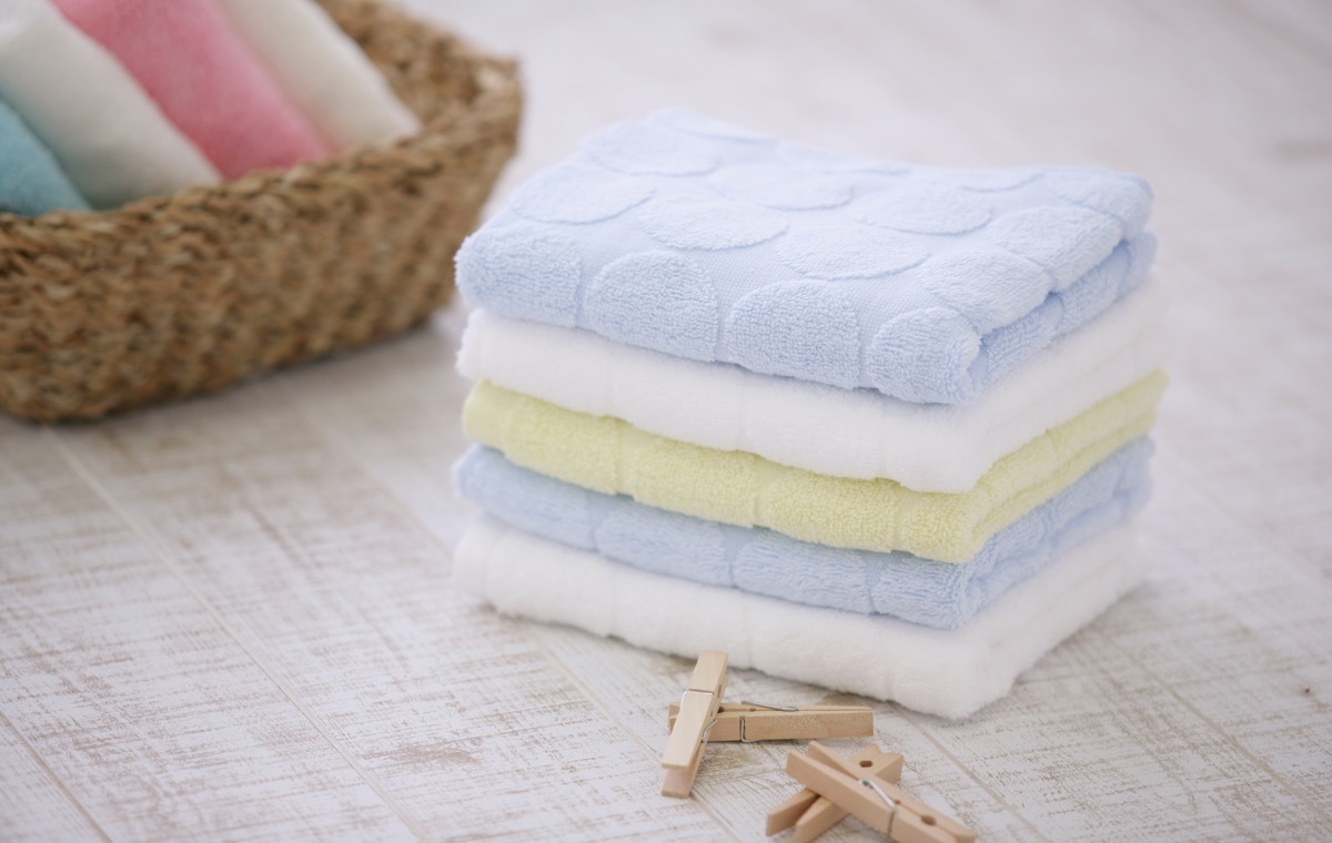 タオルとせんたくばさみ