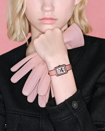 ボーイフレンド BLUSH着用画像