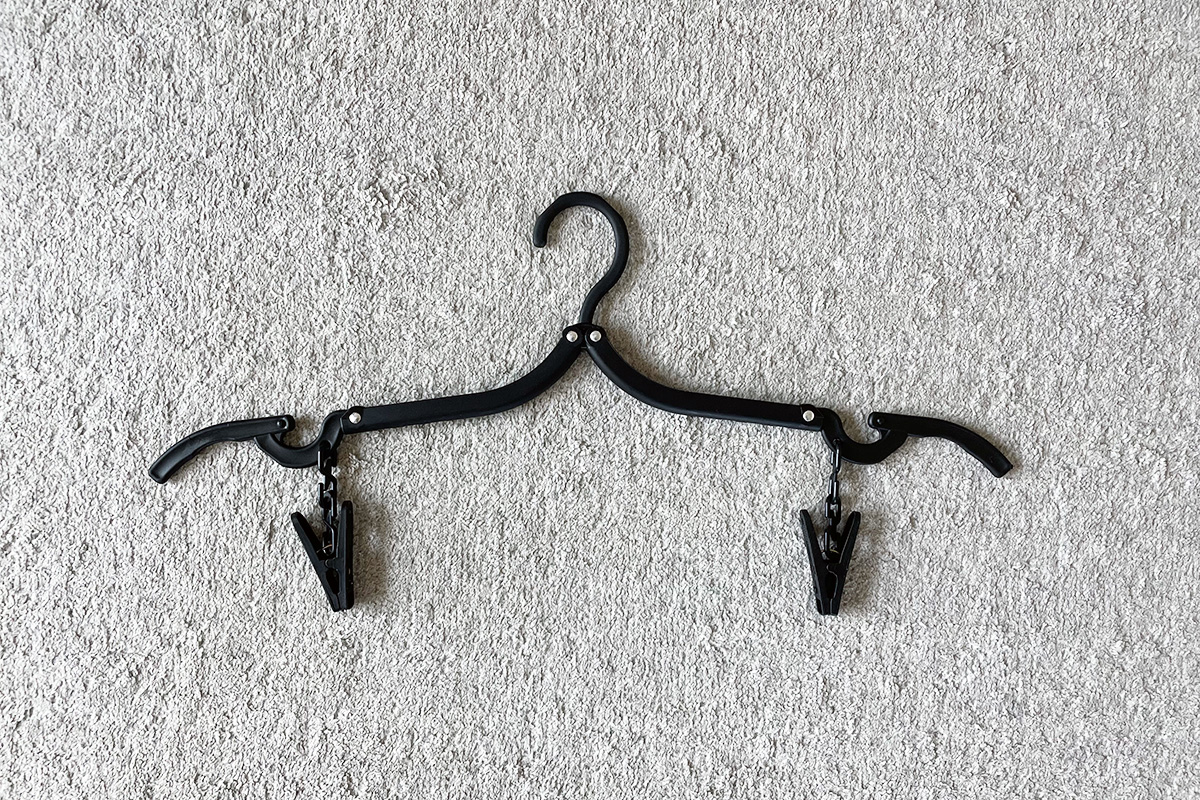 折りたたみハンガー