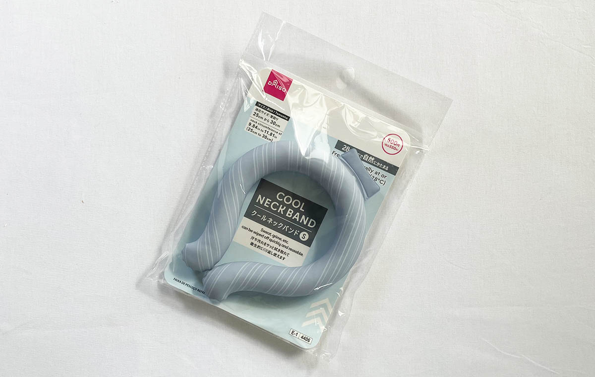 ダイソーの「クールネックバンド（S）」