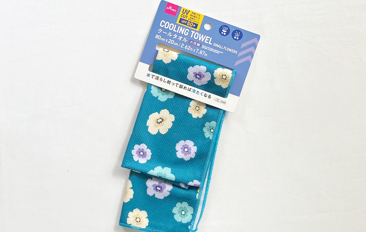 ダイソーの「クールタオル（小花柄）」