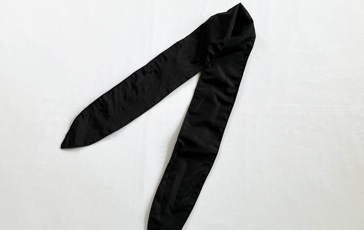 ダイソーの「ポケット付スカーフ」