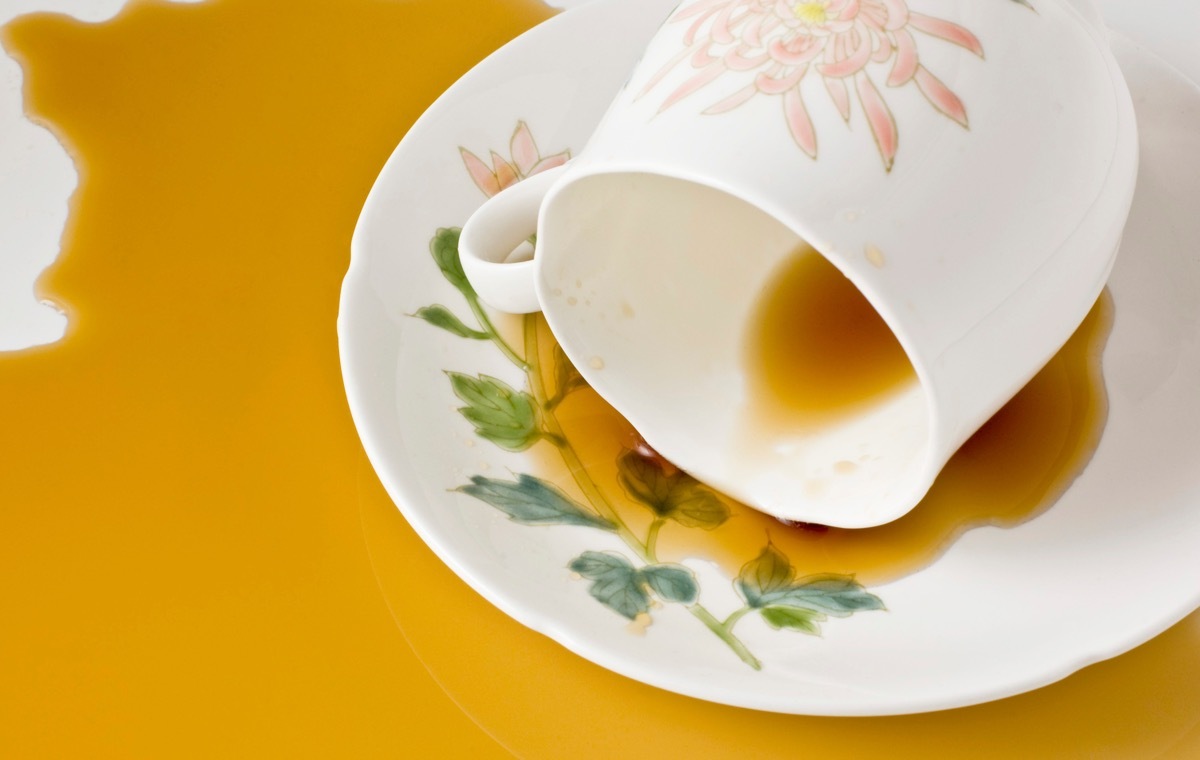 こぼれた紅茶