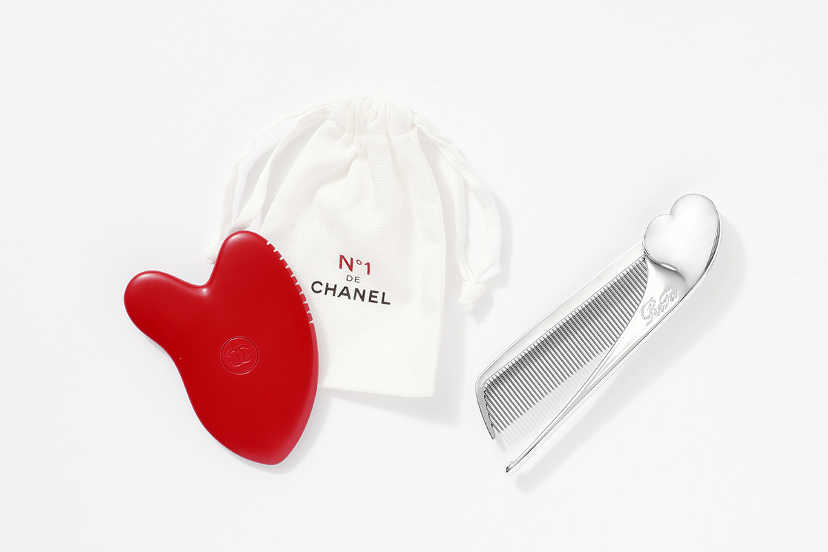 CHANELのカッサ・リファのコーム