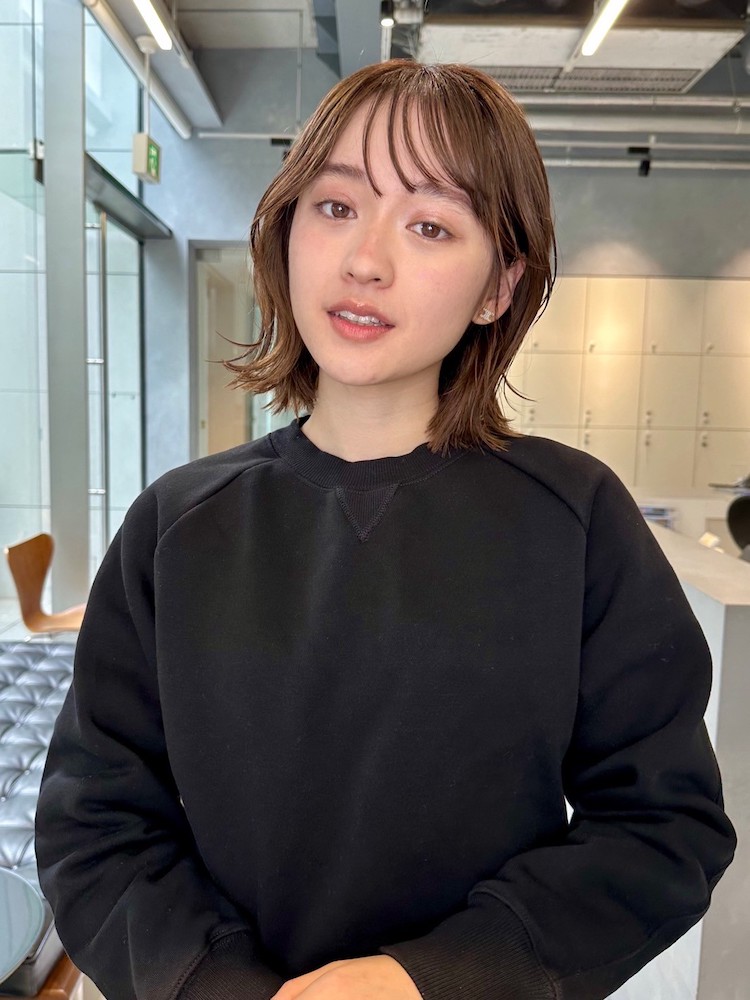 ラフに仕上げる切りっぱなしボブ