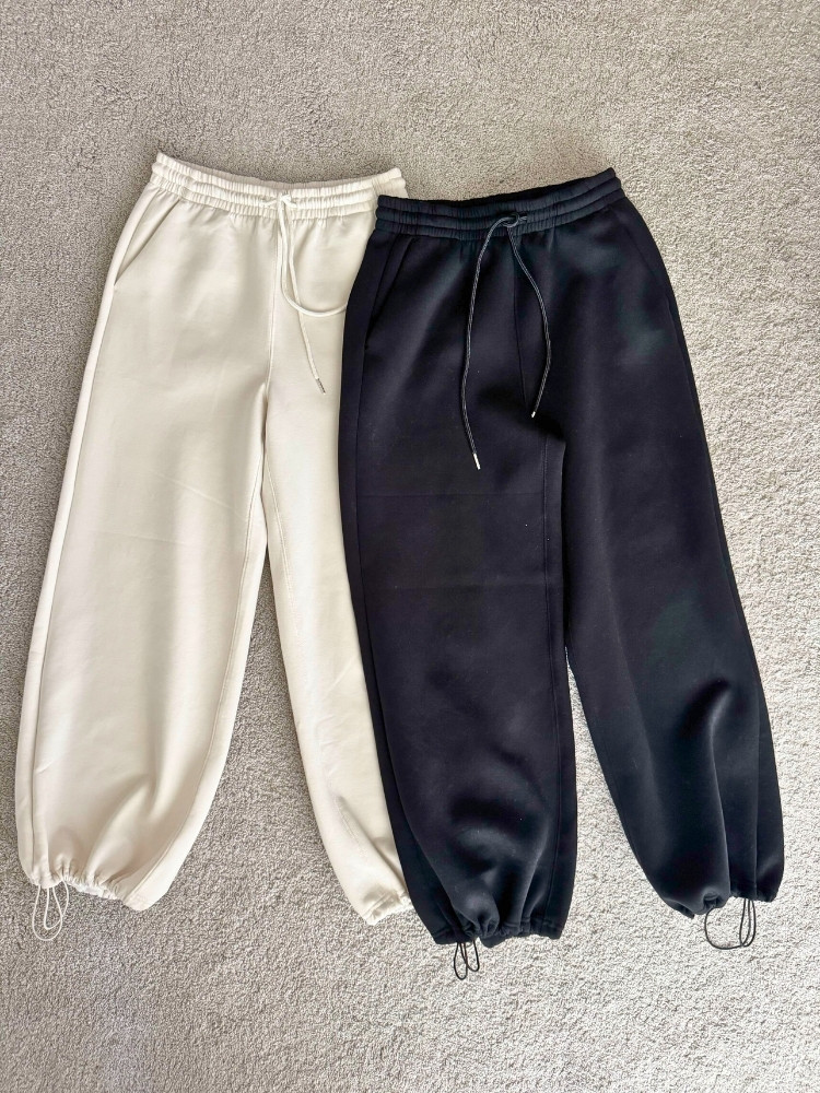 GU パフスウェットバギーパンツ