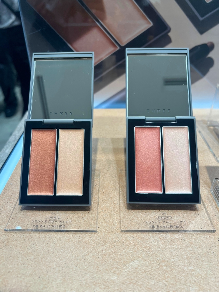 2つのチークの写真