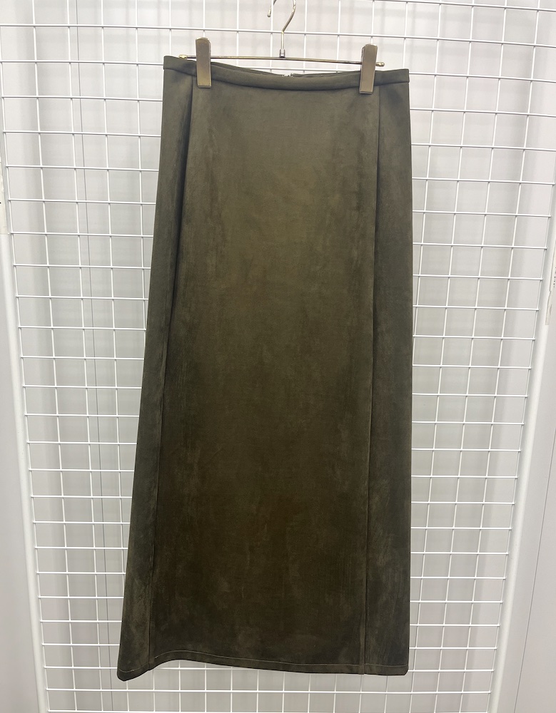 “AKTE“のロングタイト