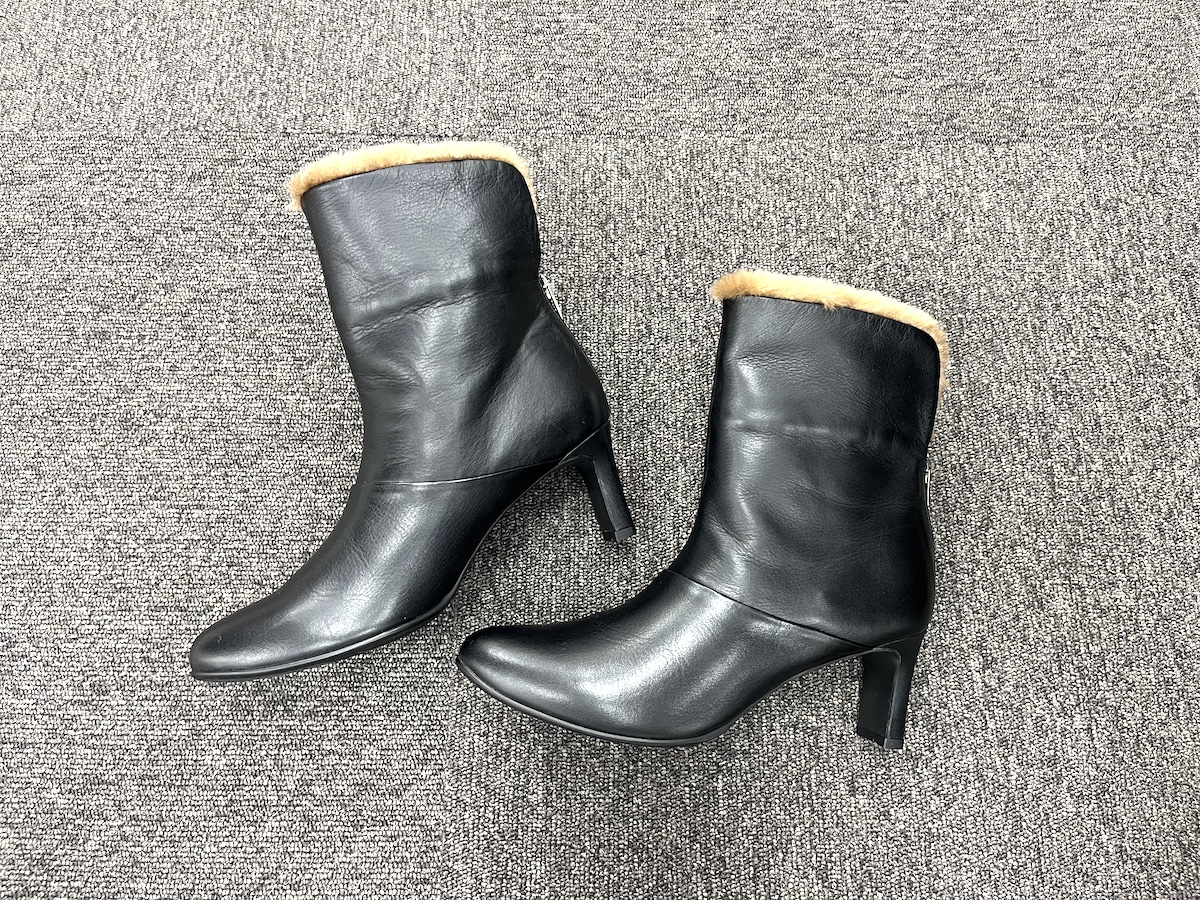 “銀座かねまつ“の2WAYブーツ